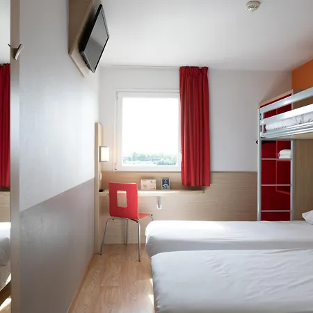 Hotel Premiere Classe Saint Etienne - Aéroport Bouthéon